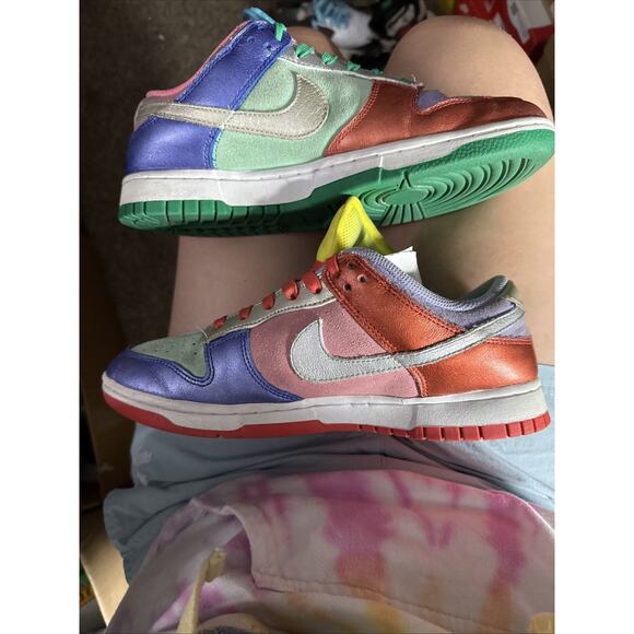 Nike Shoes - Size 9 - Nike Dunk Low Sunset Pulse W